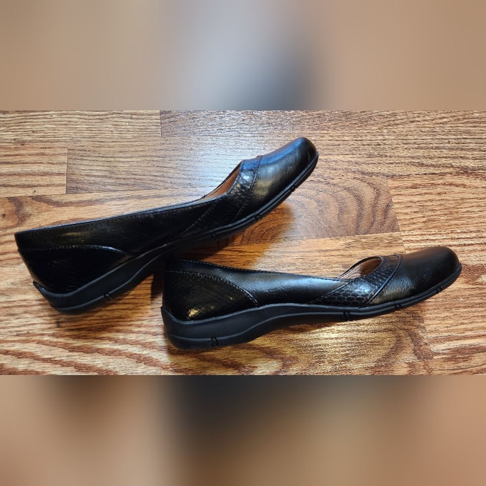 Black Lifestride Deja Vu Women's Flat Soft System Shoe Size 7M
